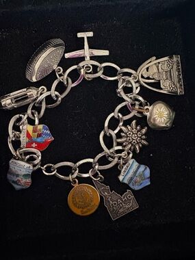 12 Charm Vintage Bracelet with Alpine Charms.